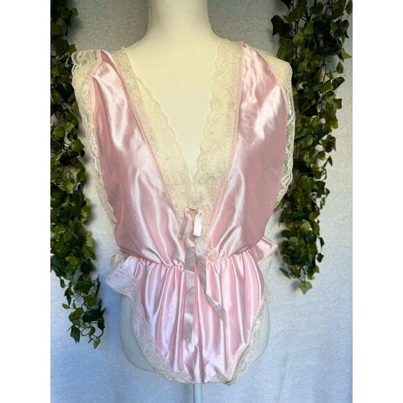 Vintage Satin Pink Cream Lace Bodysuit Snap Closure Teddy Lingerie - Picture 2 of 10